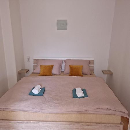 Appartement Slatina à Františkovy Lázně Extérieur photo